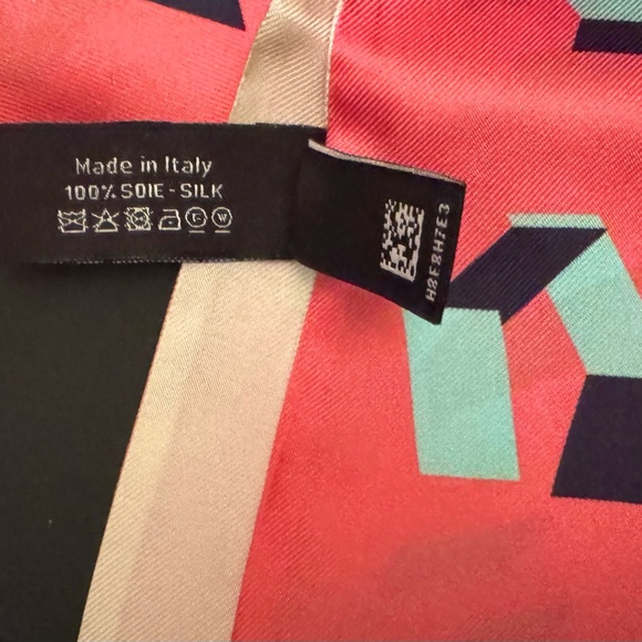 🆕💕CHANEL 100% Silk 2-Side Jacquard Slim Bandeau Twill • Ecru & Rose/Pink • NWT - Picture 5 of 5